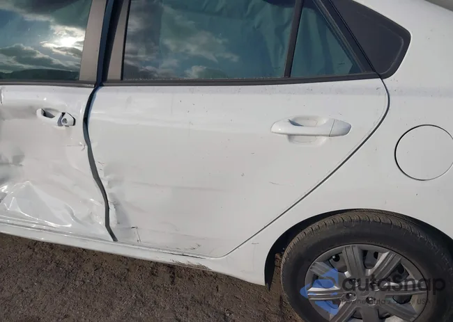 3KPA24AD2PE574253: 43932977