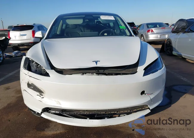 5YJ3E1EA8RF737872: 43933056