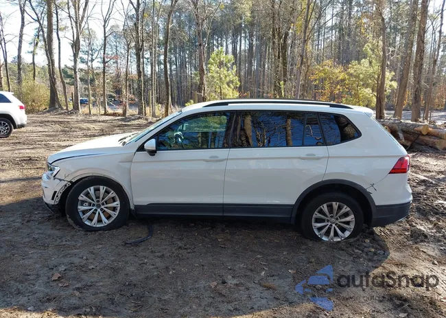 3VV1B7AX4JM033750: 43933114