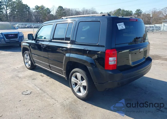 1C4NJPFB6HD183672: 43933138