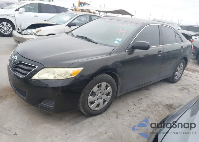 4T1BF3EKXBU180811: 43933149