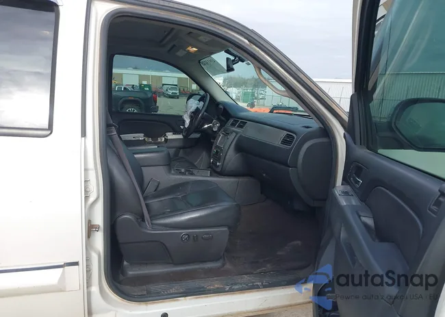 3GCPKTE79DG179205: 43933175