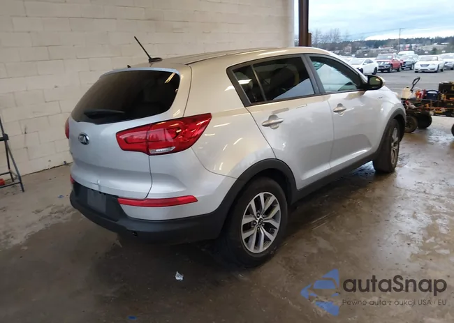 KNDPBCAC7E7585368: 43933353