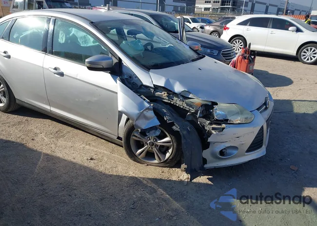 1FADP3F20EL217115: 43932381