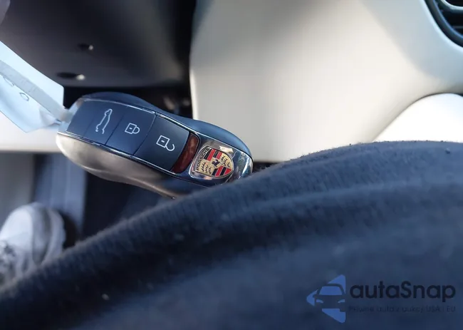 WP1AG2A58NLB21997: 43932397