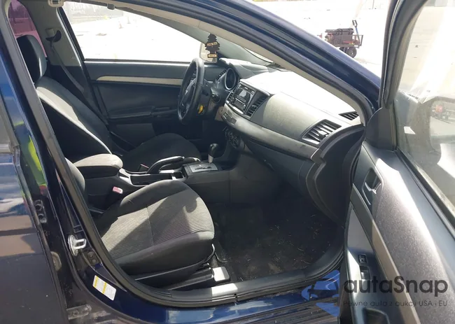 JA32U2FUXEU002016: 43932401