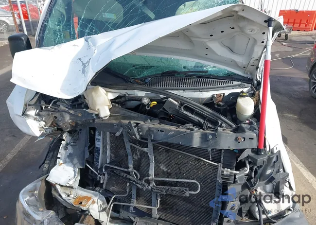 1GTW7FCF8F1901757: 43932679