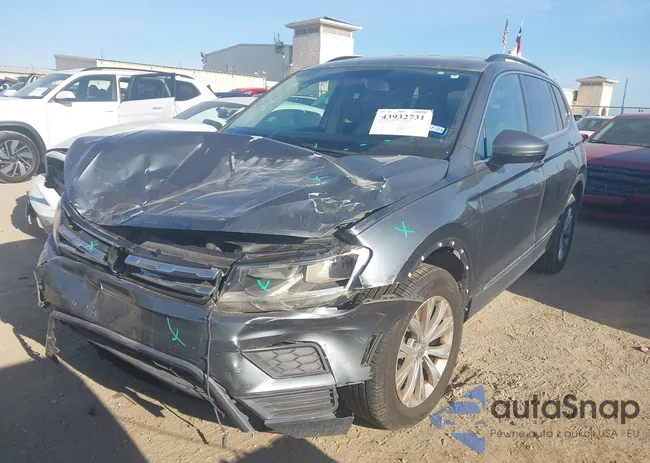 3VV3B7AX0JM056970: 43932731