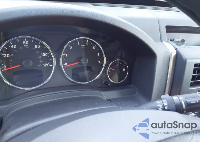 1J8GN28K19W533396: 43933798