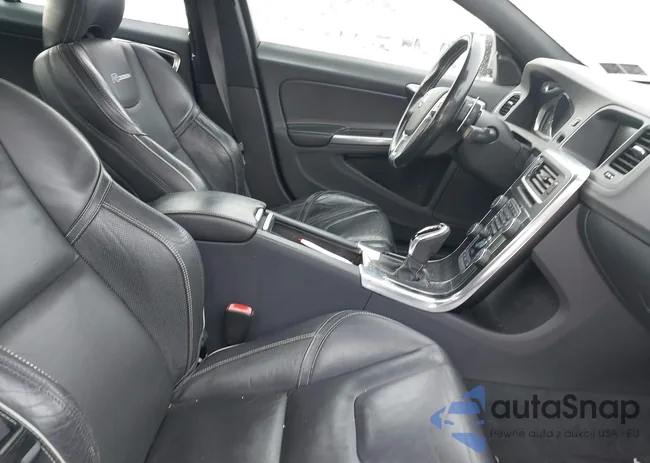 YV1902FH8E1282156: 43934288