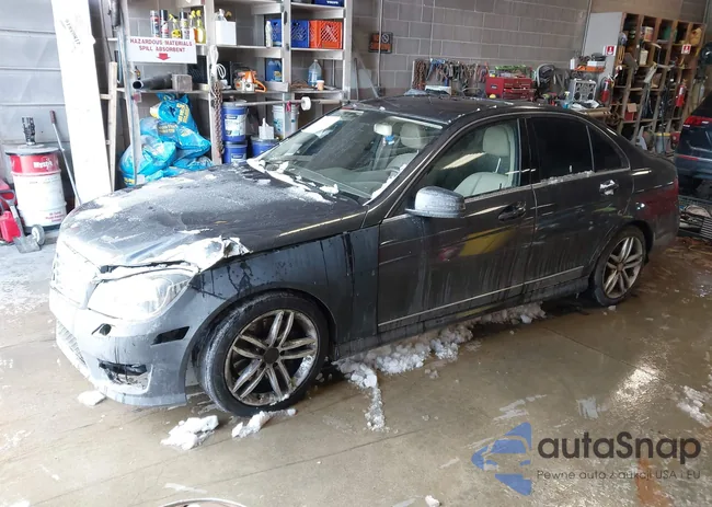 WDDGF8AB0DR286273: 43933410