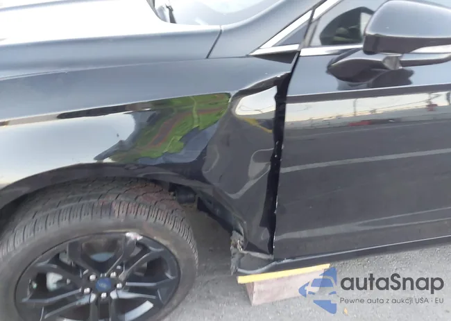 3FA6P0RU8LR157264: 43933487