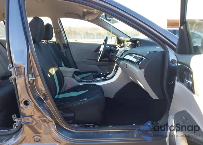 1HGCR2F39HA096797: 43933498