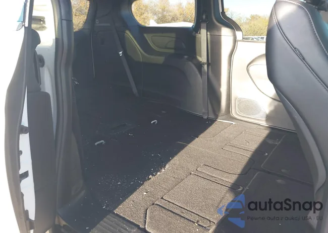 2C4RC1BG4SR530642: 43933506