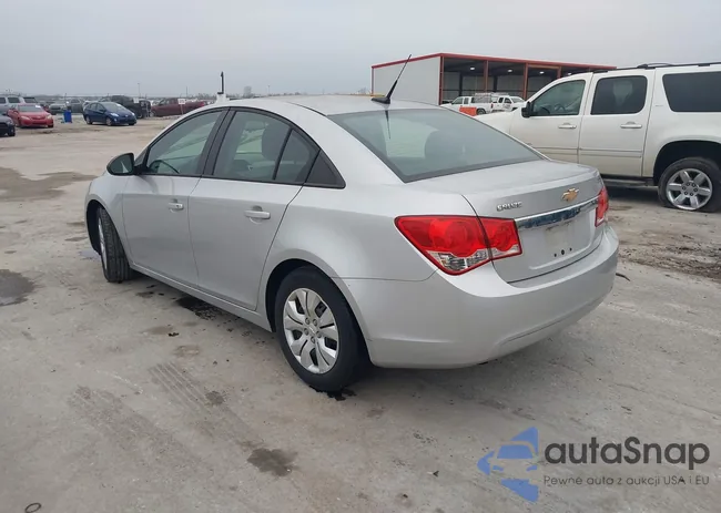 1G1PA5SH3D7188725: 43933745