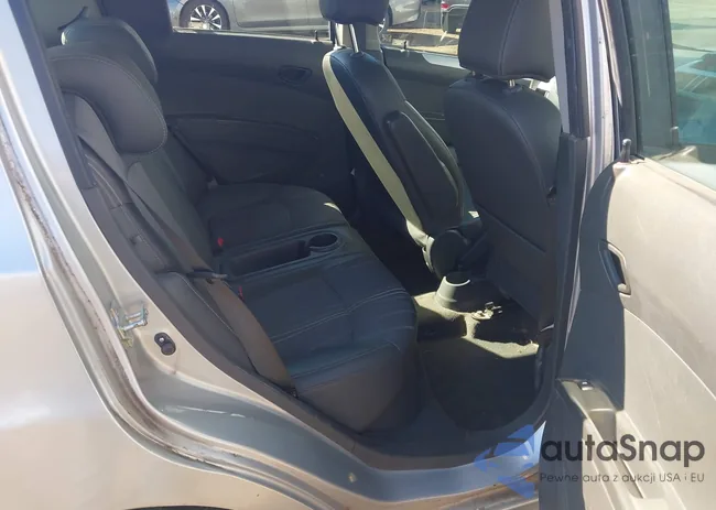 KL8CD6S98EC542686: 43933748