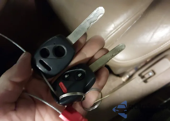 2HKYF185X7H515060: 43934815