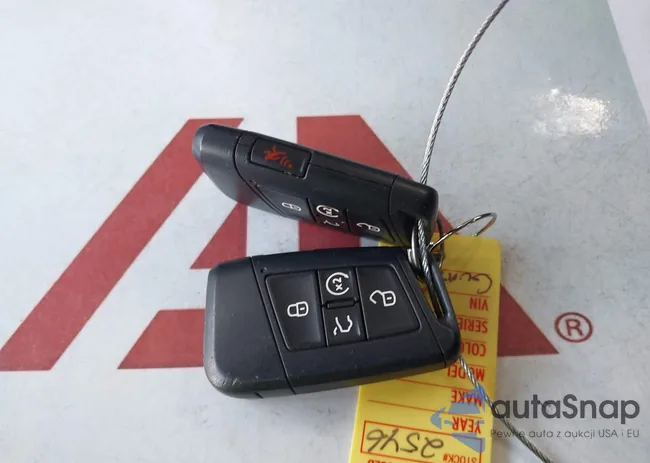 3VV3B7AX0KM082633: 43934823