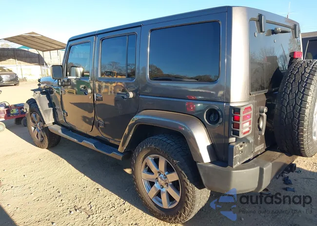 1C4BJWEG2HL590713: 43934826