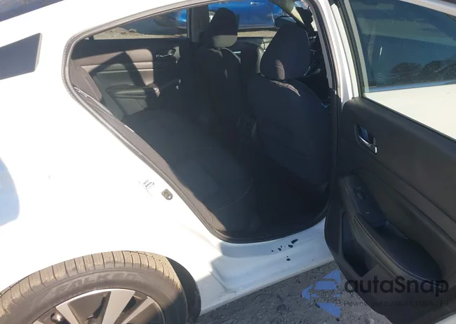 1N4BL4DV2KC135579: 43934871