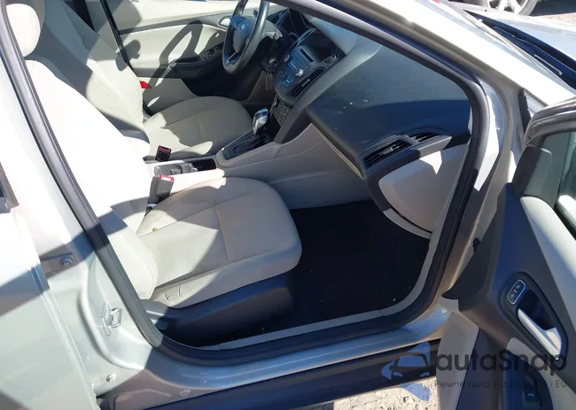 1FADP3F23GL406716: 43935208