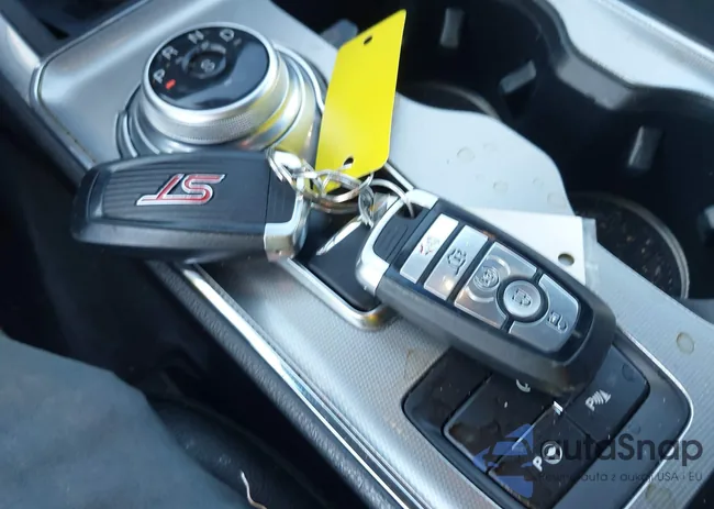 2FMPK4AP8NBA25628: 43935224