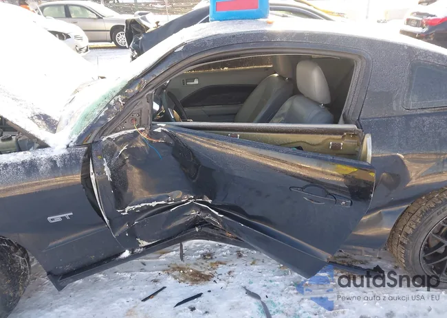 1ZVFT82HX75290616: 43935235