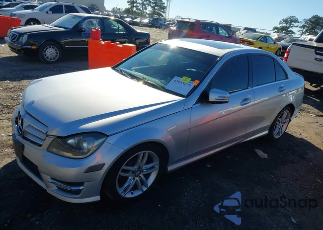 WDDGF8BB9CF899782: 43935279