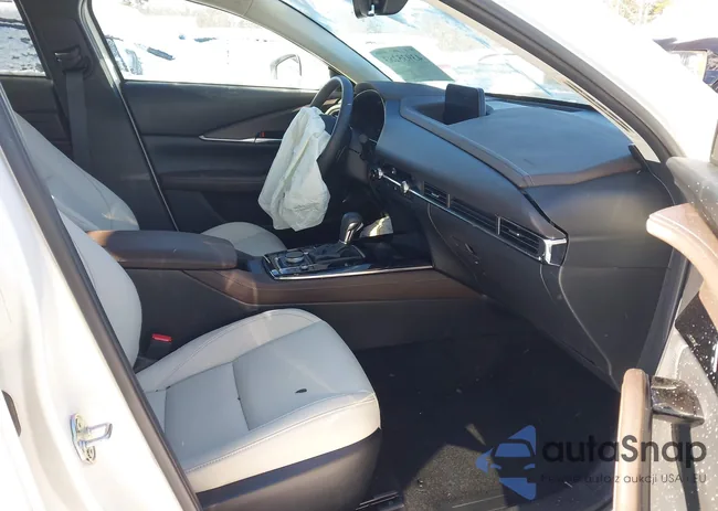 3MVDMBDM8RM633465: 43935283