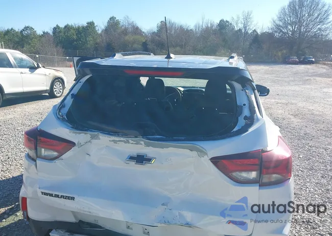 KL79MTSL4MB171247: 43935333