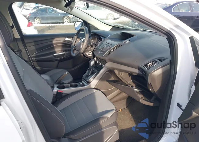 1FMCU9GX2DUD47963: 43935344