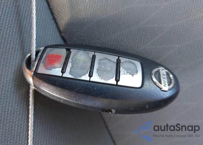 1N4AL2AP7CN441821: 43935345