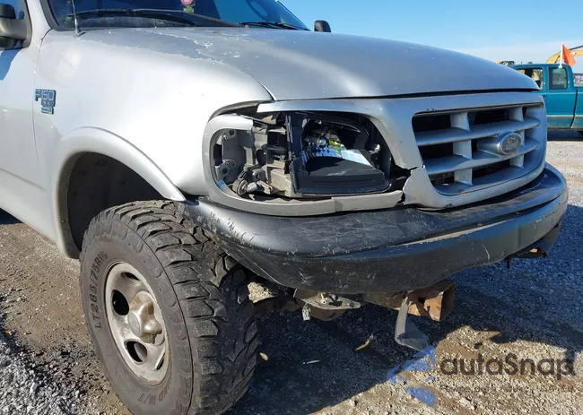 1FTRX18WX3NB32269: 43934382