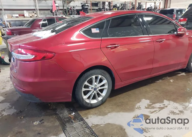 3FA6P0MU0LR176978: 43934393