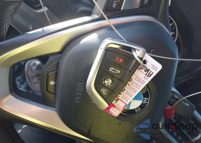 WBA5R7C50KAJ84541: 43934480