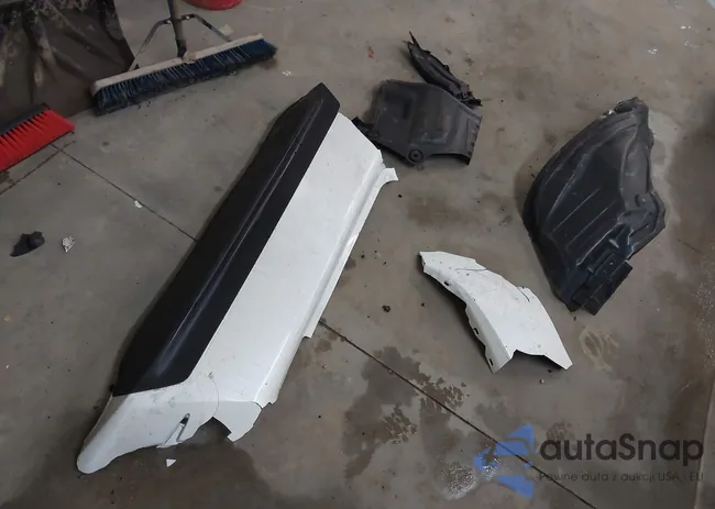 19XFC2F76HE058196: 43934544