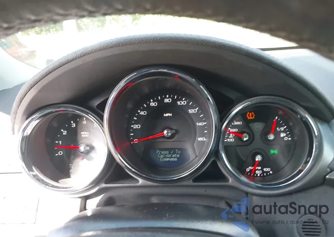 1G6DA5EG3A0131798: 43934555