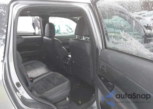 JA4AD3A32LZ041128: 43934597