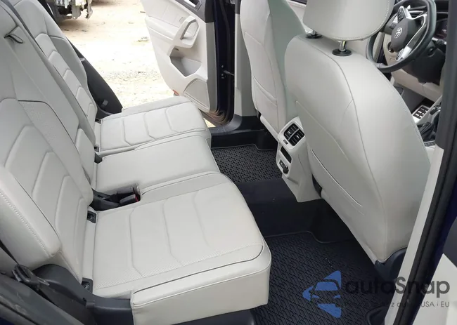 3VV4B7AX1NM069415: 43934682