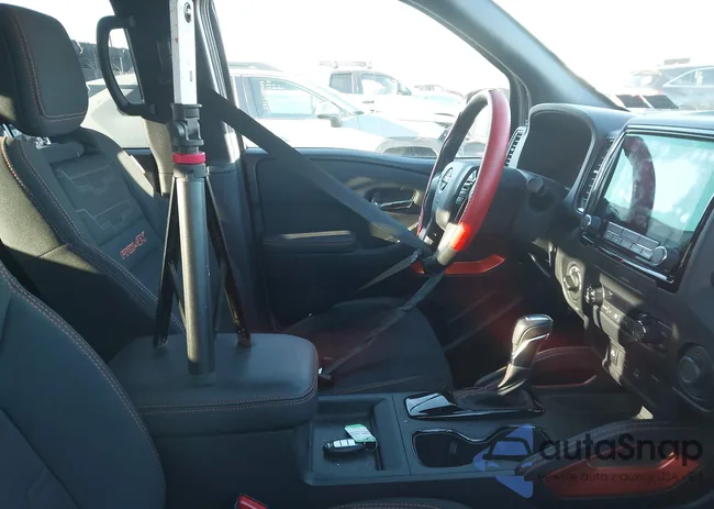 1N6ED1EK3NN648952: 43934759