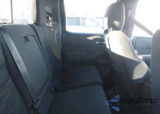 1N6ED1EK3NN648952: 43934759