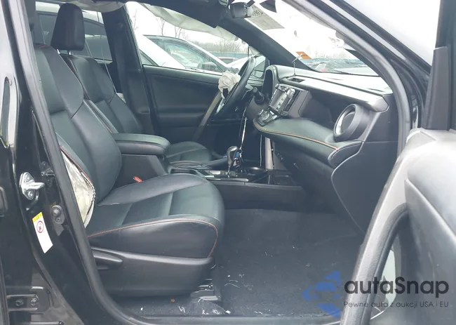 2T3JFREV8HW664002: 43935779