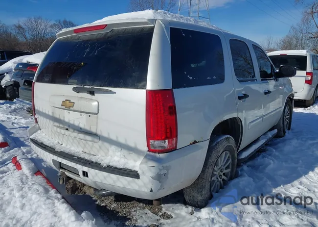 1GNEC03057R350407: 43935820