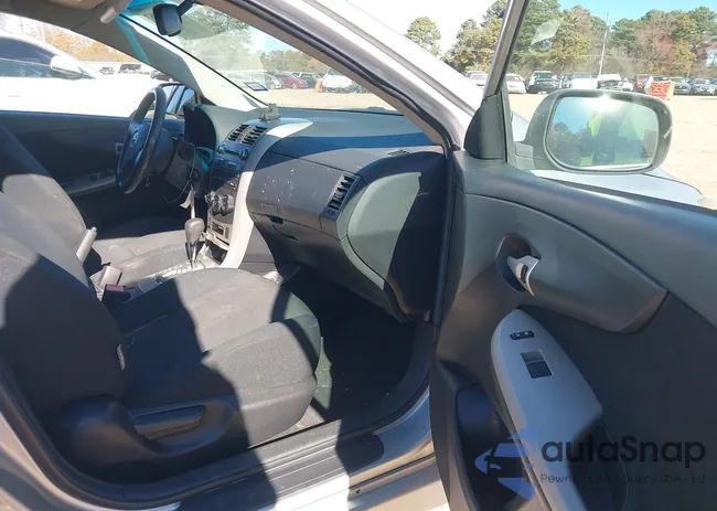 2T1BU4EE2AC470417: 43935867