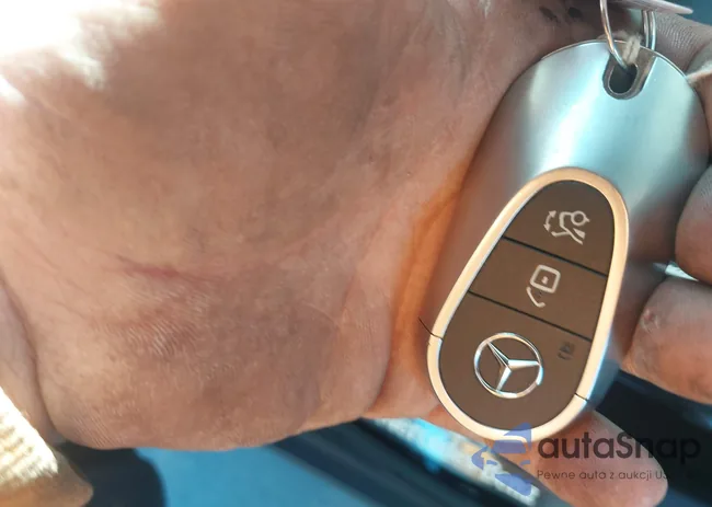 W1NKM4HB2RU037009: 43935923