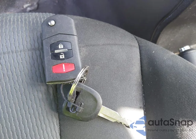 JM1CW2BL3D0148048: 43935944