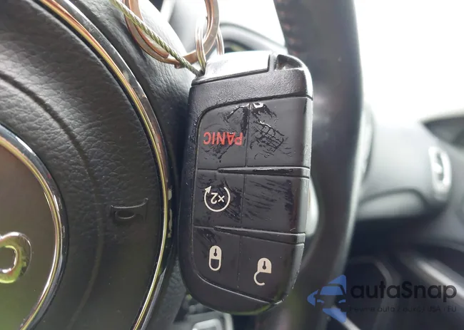 3C4NJDBB3JT307174: 43935990