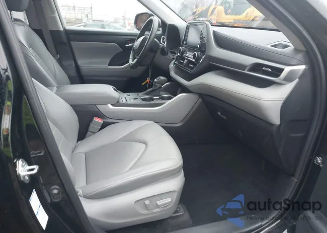 5TDHBRCH9NS555990: 43936093