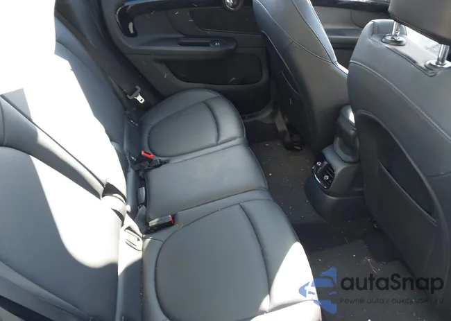 WMZYT3C53K3E94703: 43936200