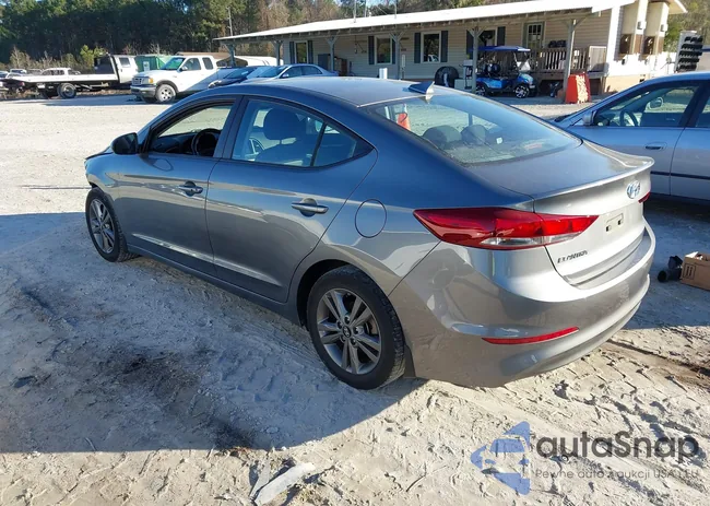 5NPD84LF9JH300335: 43936246